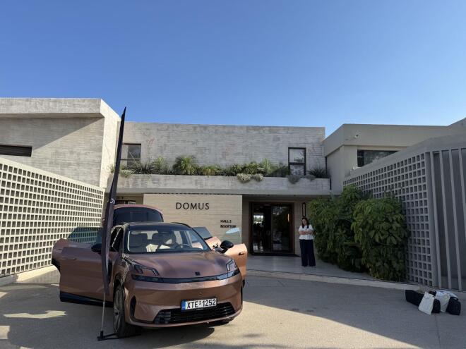 Lynk & Co: Σε ποιο Forum πρωταγωνίστησε το Lynk & Co 08