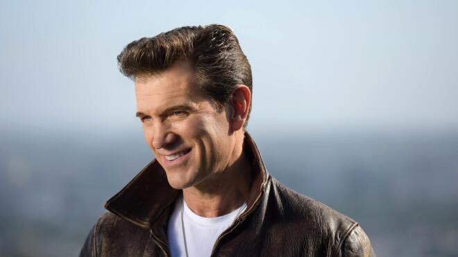 chris isaac