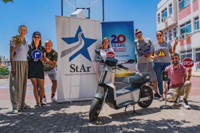 Ημερίδα Οδικής Ασφάλειας στο 5ο Δημοτικό Σχολείο Γλυφάδας
