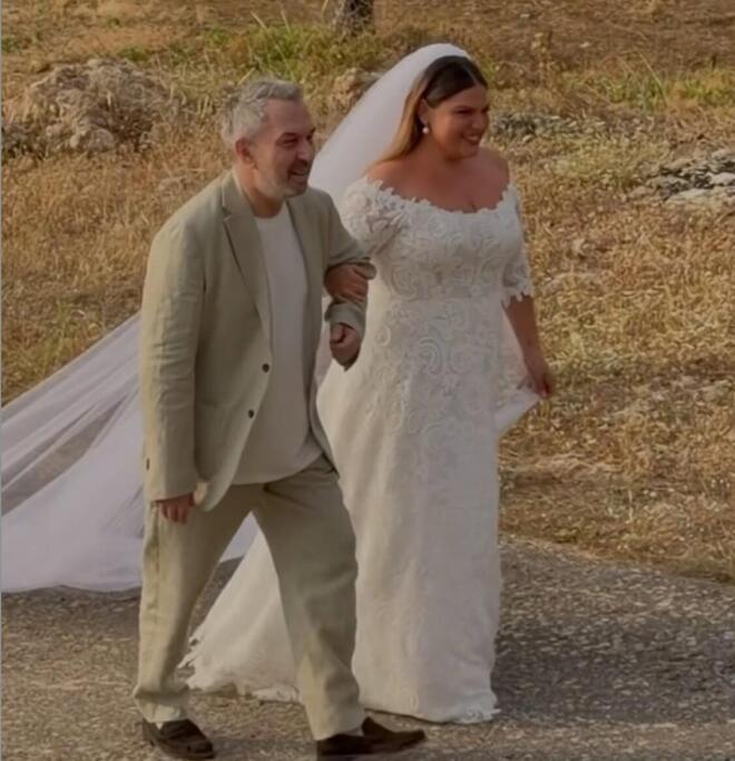 Χατζηπαναγιώτης για Μπάρκα: «Δεν ήταν στα όνειρά μου να τη δω νύφη»