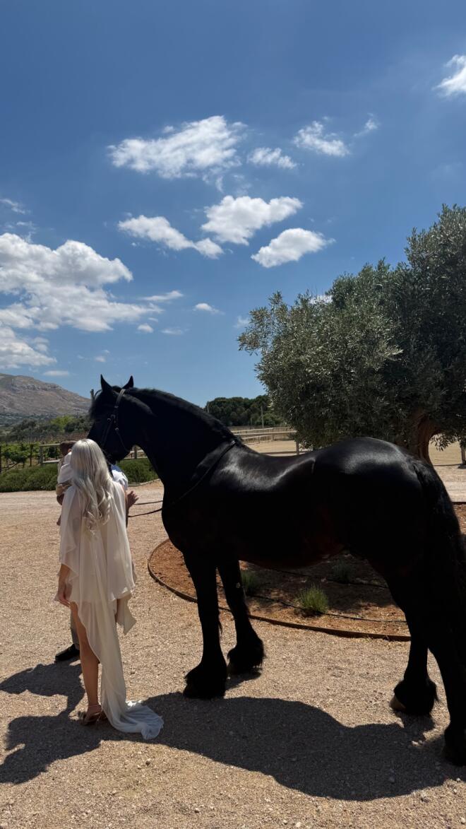 Light – Άννα Θεοδωρίδη: Βάφτισαν τον 9 μηνών γιο τους