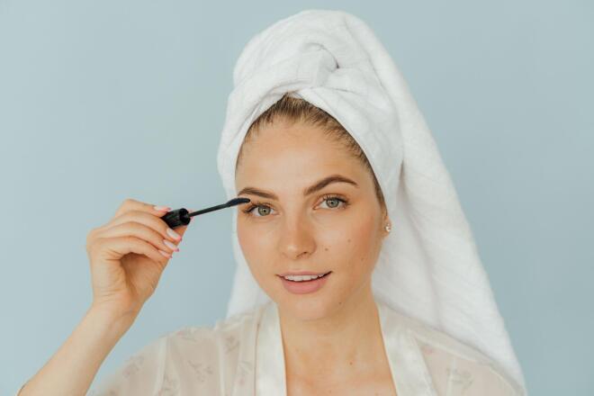 mascara