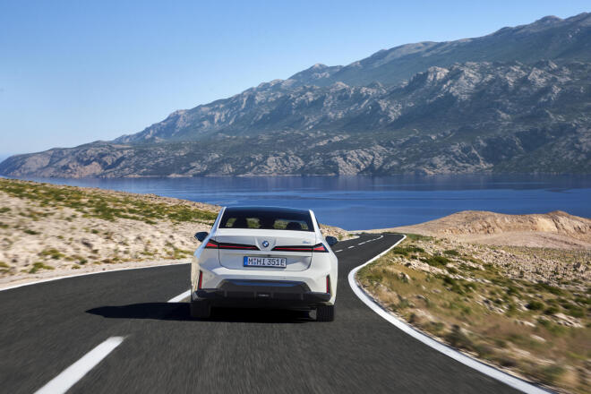 BMW i3 50 xDrive First Edition: Άνοιξαν οι παραγγελίες - Τιμές