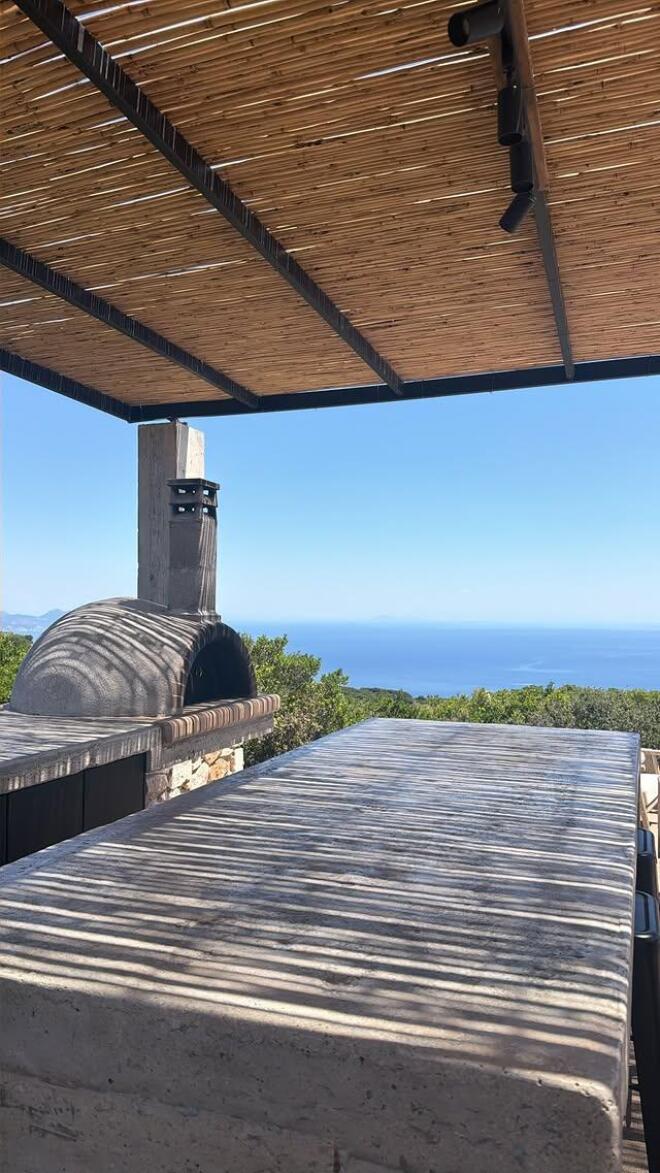 Μάστορας - Καληφώνη: Ρομαντική απόδραση στο Ιόνιο μετά τις φήμες χωρισμού