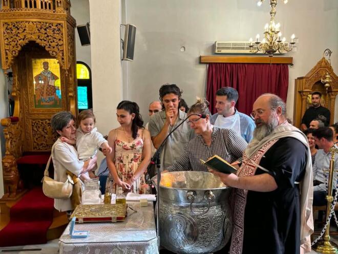 Κώστας Νικούλι - Κατερίνα Μαούτσου: Βάφτισαν τον γιο τους!