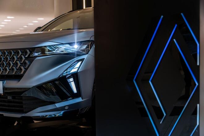 Renault Austral:  Δείτε το νέο μοντέλο όταν...ψωνίζετε