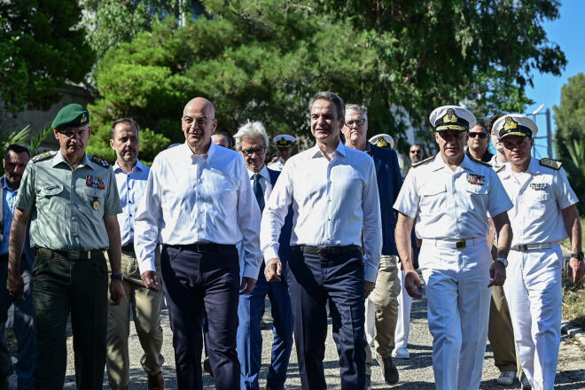 Στη Σχολή Ναυτικών Δοκίμων Μητσοτάκης και Δένδιας
