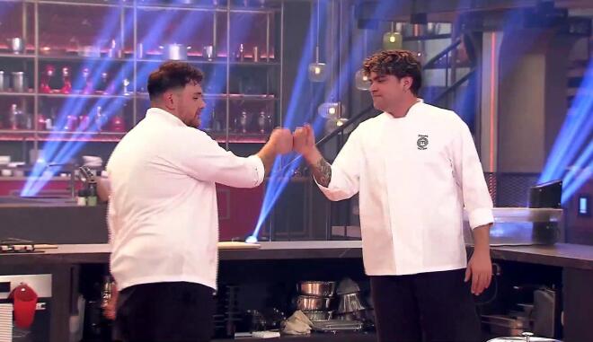 MasterChef 2026: Τάσος & Πάνος έτοιμοι για τον μεγάλο τελικό!