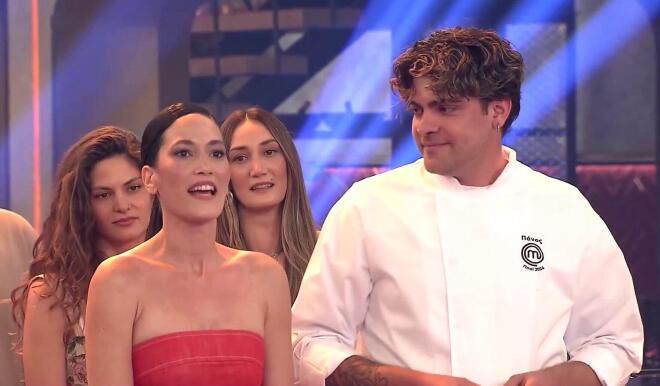 MasterChef Τελικός: Ο Πάνος στην αγκαλιά της συντρόφου του, Μαλαματένιας