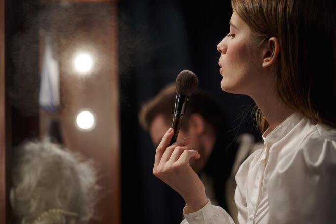 makeup brush