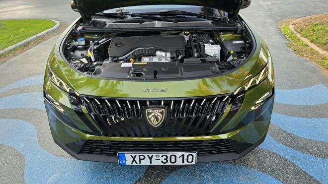 Test Drive: Δοκιμάζουμε το νέο Peugeot 408 1,2 Hybrid 145