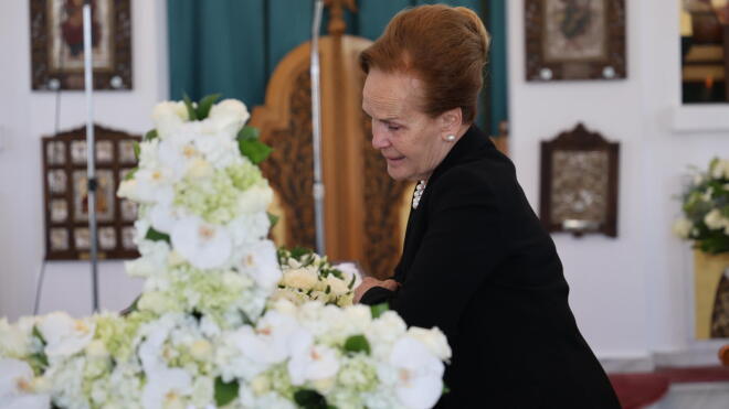 Η σύζυγος του Βασίλη Λεβέντη