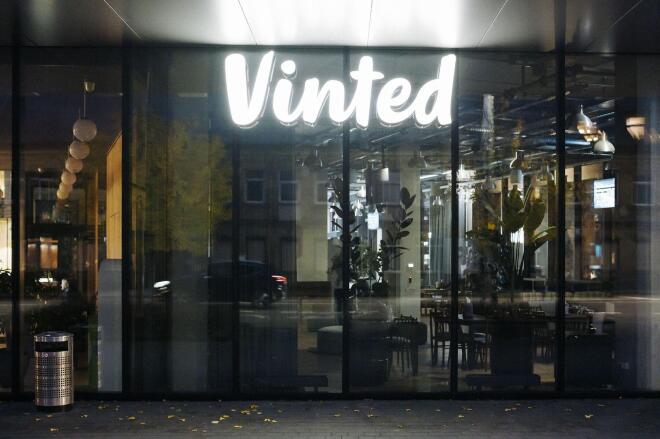 Η Vinted απορρίπτει κατηγορηματικά τους ισχυρισμούς περί εμπορίας παιδιών μέσω της πλατφόρμας της - profimedia.gr