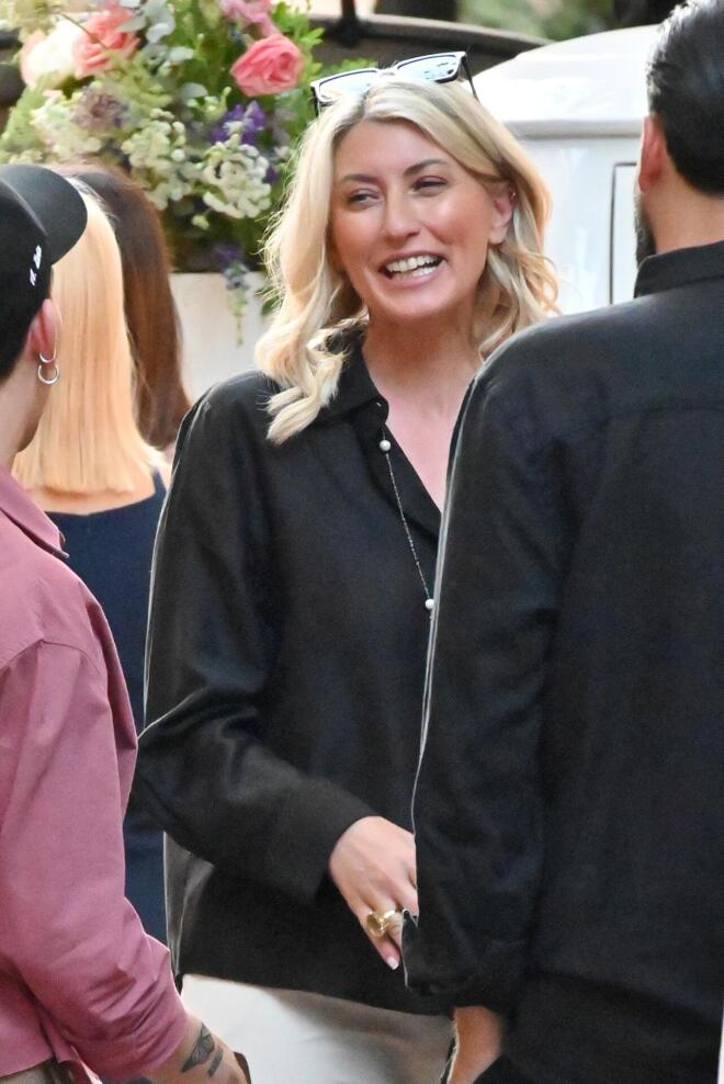 Σία Κοσιώνη: Με casual look στο Κέντρο της Αθήνας