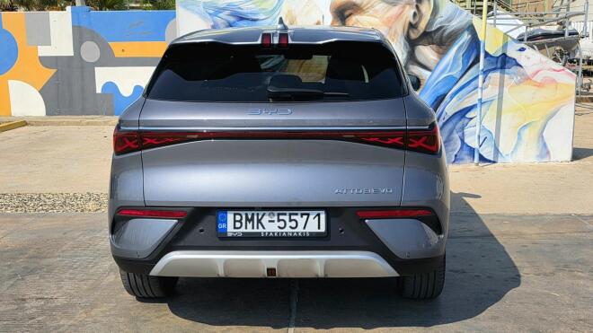 Test drive: Οδηγούμε το νέο BYD ATTO 3 Evo