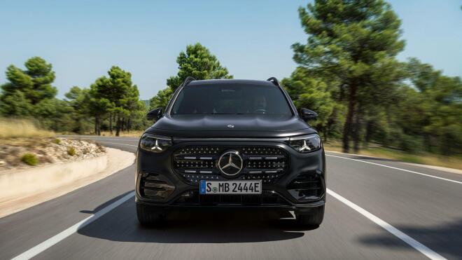 Mercedes-Benz GLB: Δείτε τις εκδόσεις και τις τιμές