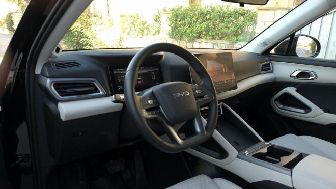Test drive: Δοκιμάζουμε το νέο BYD Atto 2 DM-i 212 PS