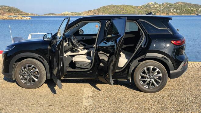 Test drive: Δοκιμάζουμε το νέο BYD Atto 2 DM-i 212 PS