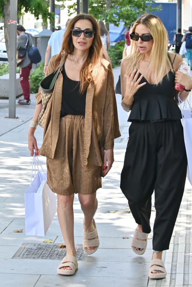 Δέσποινα Βανδή: To απόλυτο pyjama chic look για shopping στην Αθήνα