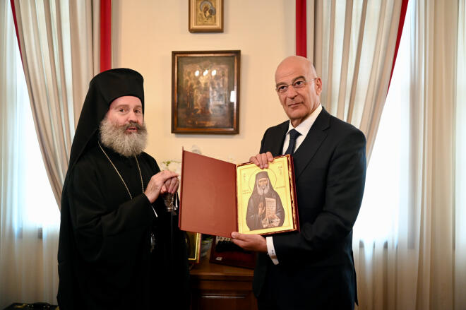 Νίκος Δένδιας: Tιμήθηκε με το ανώτατο μετάλλιο της Αρχιεπισκοπής Αυστραλίας