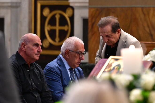 Κηδεία Μάρως Κοντού: Γιώργος Βουλγαράκης- Νικήτας Κακλαμάνης- Σπύρος Μπιμπίλας/ Eurokinissi Μιχάλης Παπανικολάου