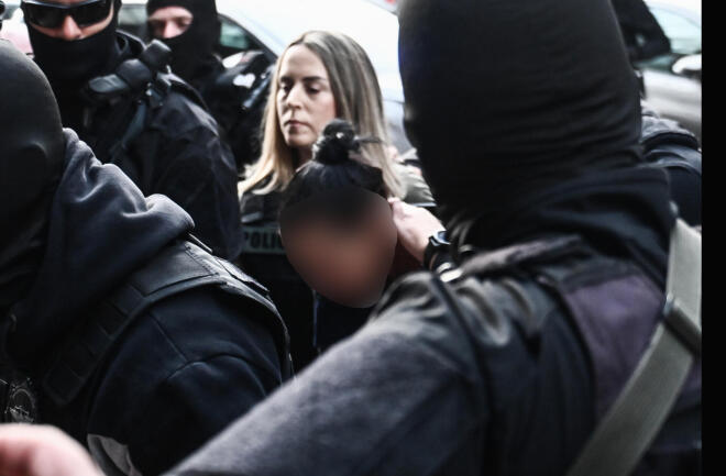Η 47χρονη στην αρχική της ομολογία φέρεται να ισχυρίστηκε ότι είχε πρόβλημα με τον τζόγο και πήγε στην πεθερά της για να πάρει τα χρήματα