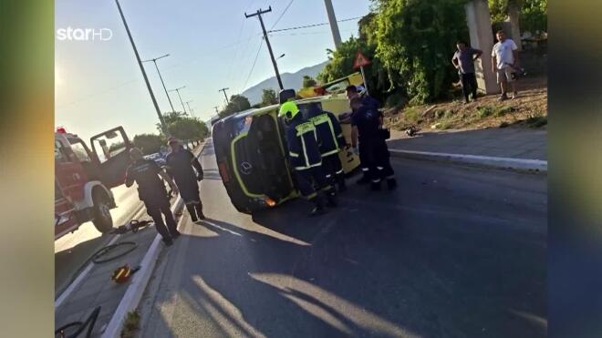 Τροχαίο Χανιά - Σμπαράλια το ασθενοφόρο