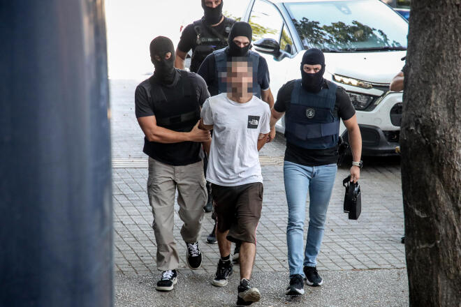 Βάγια Νέστορα: Ένταση αντιεξουσιαστών - αστυνομικών μετά την 4η προφυλάκιση