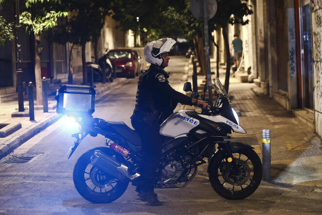 Ο Σταύρος Γεωργίου βρέθηκε γυμνός σε εμβρυακή στάση μέσα σε μια λίμνη αίματος - Intimenews