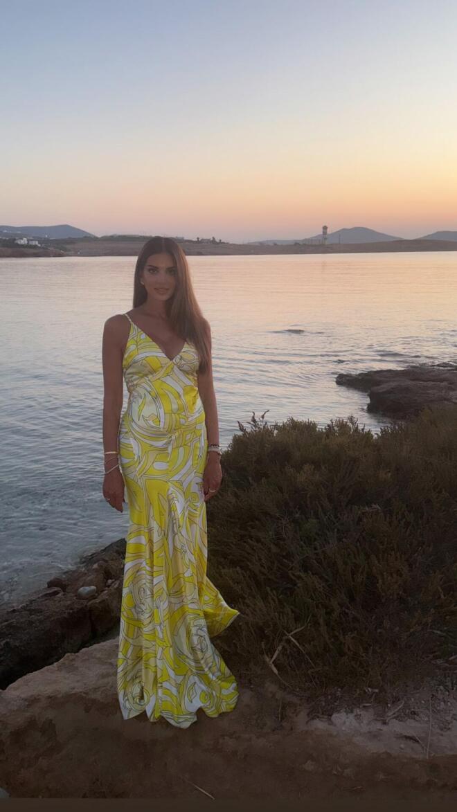 Σταματίνα Τσιμτσιλή: Για δείπνο με τη μητέρα και τον γιο της