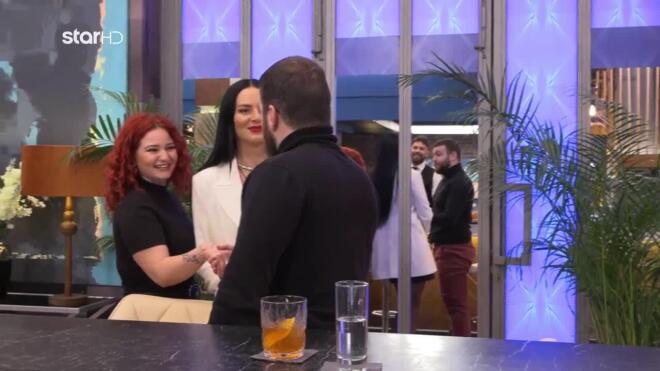 First Dates: Ο Γιώργος δε φοβάται τις δεσμεύσεις, όταν η κοπέλα που έχει δίπλα του αξίζει!