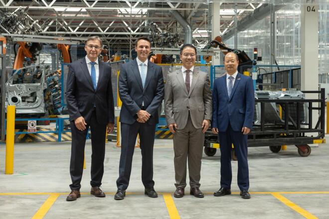 Ford και Geely Auto: Θα φτιάχνουν μαζί και ηλεκτρικά αυτοκίνητα
