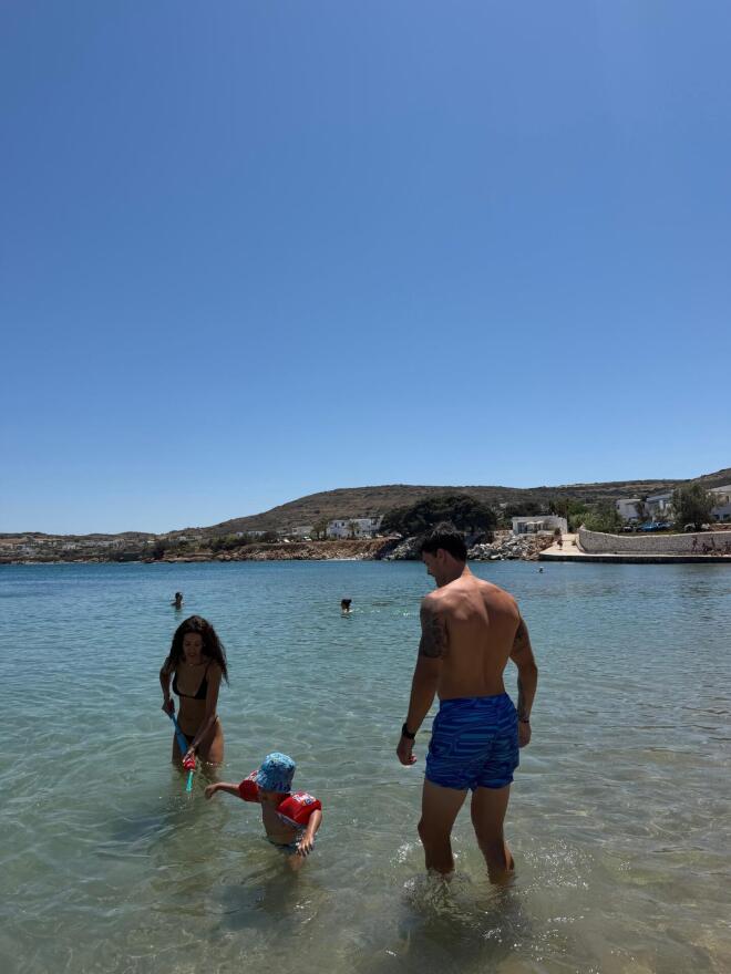 Full time γονείς η Ελένη Φουρέιρα και ο Αλμπέρτο Μποτία - Οι τρυφερές εικόνες από τις διακοπές τους