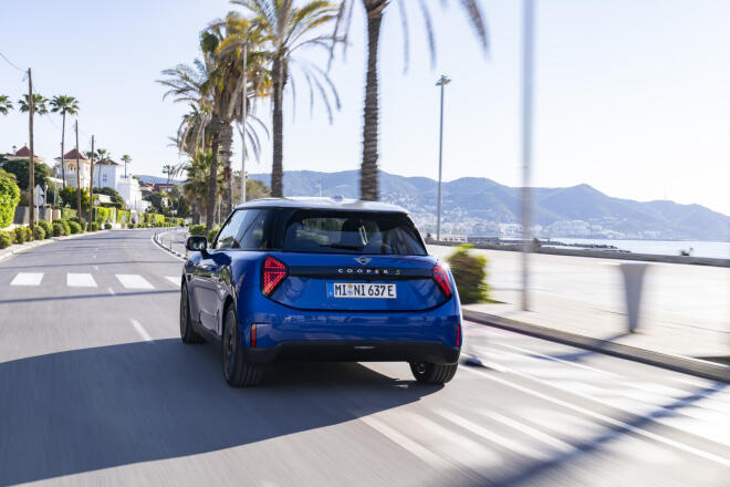 BMW και MINI: Διακοπές με ηλεκτρικά αυτοκίνητα  