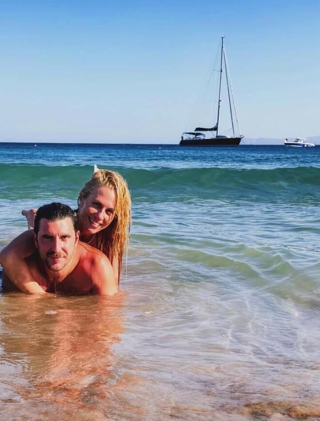 Ντορέττα - Γεροντιδάκης: Το χιουμοριστικό τους βίντεο για ερωτευμένους!