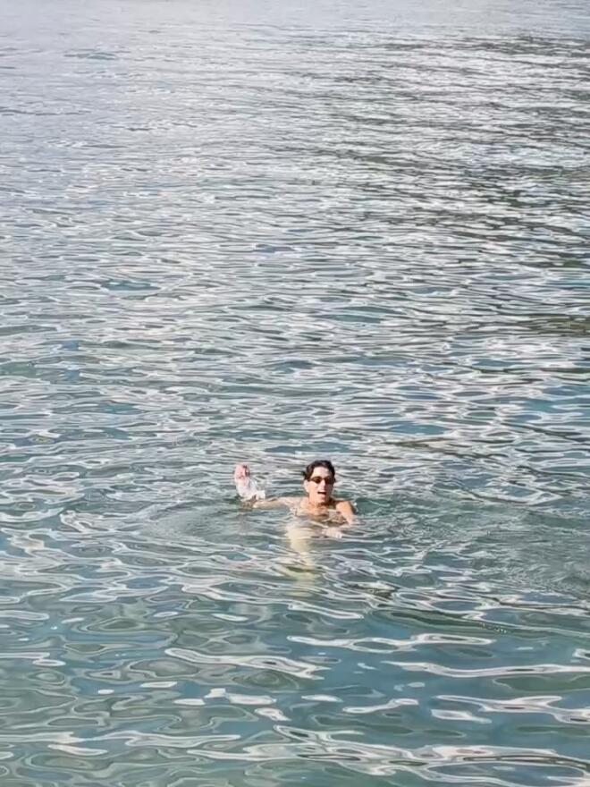 Η Τόνια Σωτηροπούλου στη λίμνη Κόμο/ instagram