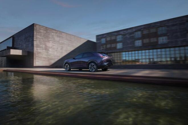Mazda CX-6e: Έρχεται στην Ελλάδα σε τιμή έκπληξη