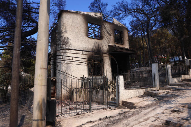 Πόρτο Γερμενό Καμμένα