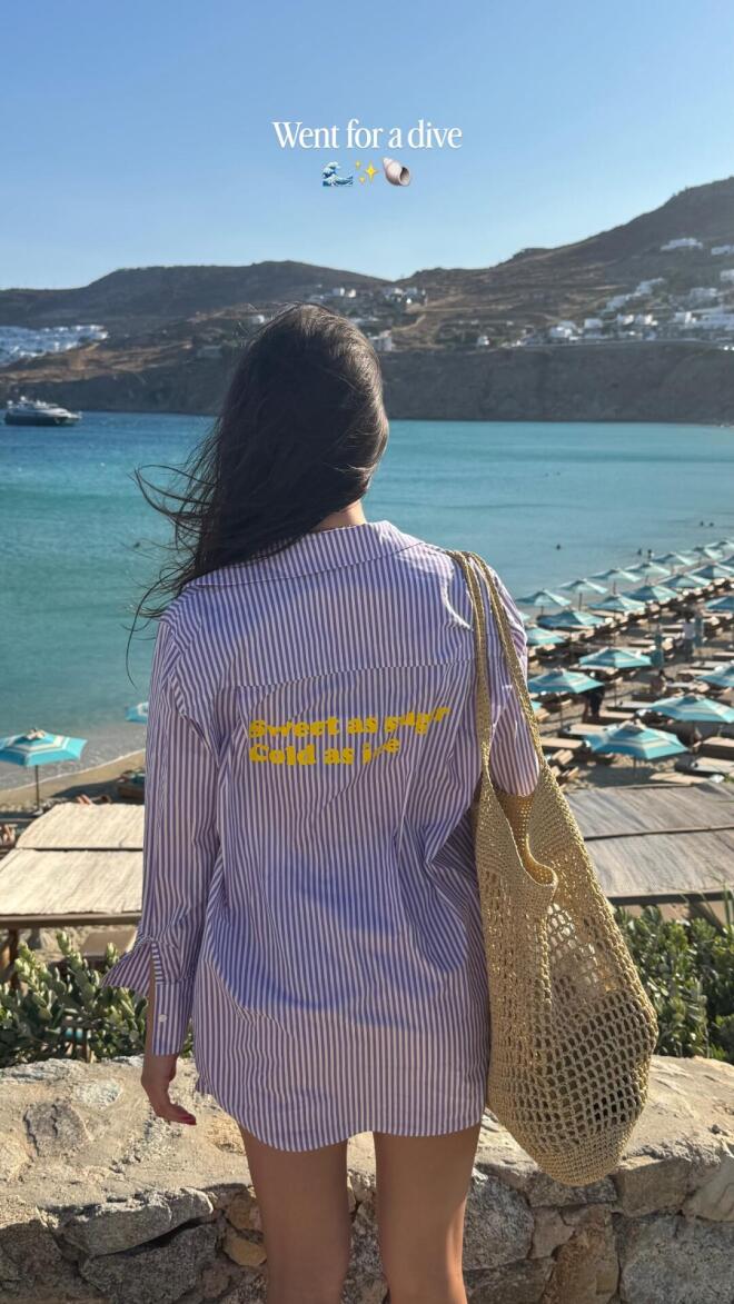 Μελίνα Νικολαΐδη: Καλοκαιρινές πόζες στη Μύκονο με φόντο τη Μικρή Βενετία