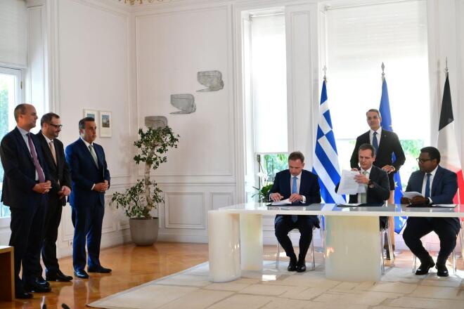 Η τελετή για την υπογραφή της συμφωνίας Ηλεκτρικής Διασύνδεσης στο Μαξίμου