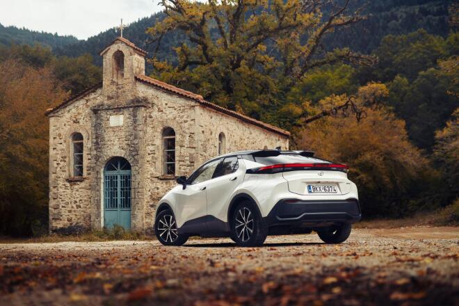 Toyota C-HR: Δέκα χρόνια ξεχωριστής καινοτομίας και επιτυχίας