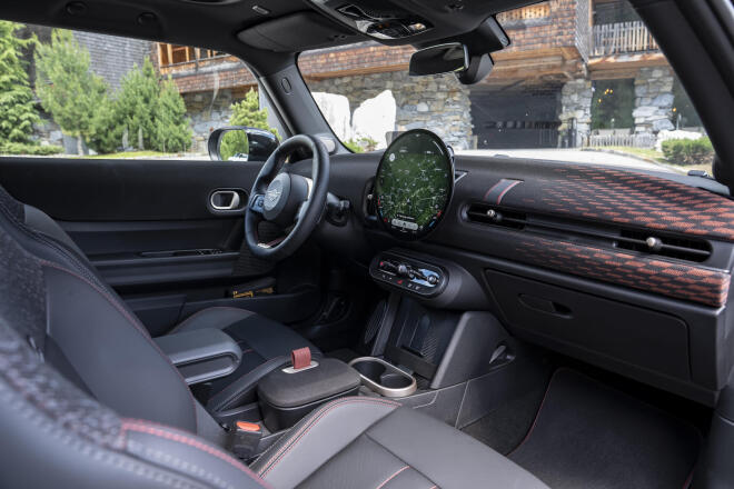 MINI John Cooper Works: Πως μπορείτε να το κάνετε μοναδικό