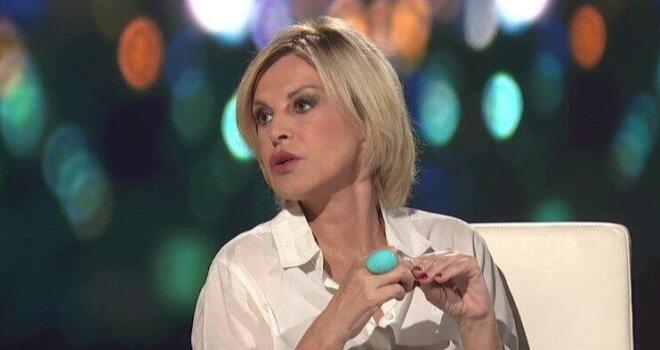 Πρωταγωνίστρια της Λάμψης: «Στο θέατρο με σνόμπαραν πάρα πολύ»