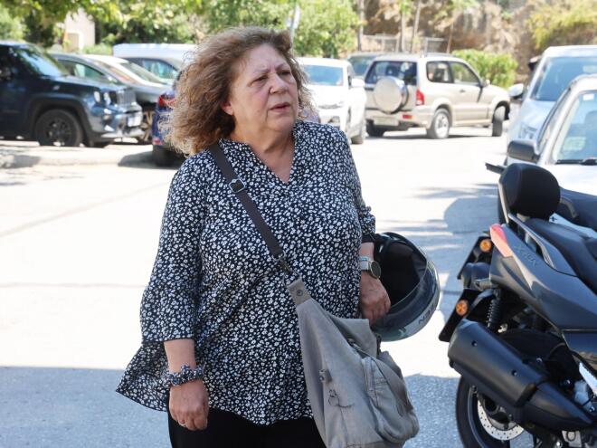 Κηδεία Νίκου Καλογερόπουλου: Χριστίνα Τσάφου