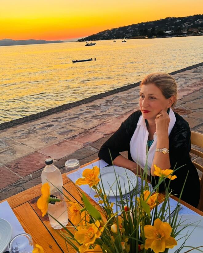 Μιμή Ντενίση: Οι διακοπές στο εξοχικό της με την κόρη της, Μαριτίνα