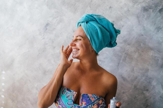 Τα beauty essentials που πρέπει να περιέχει το ιδανικό νεσεσέρ των διακοπών