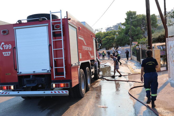 Φωτιά στη Σαλαμίνα/ Eurokinissi Γιάννης Παναγόπουλος