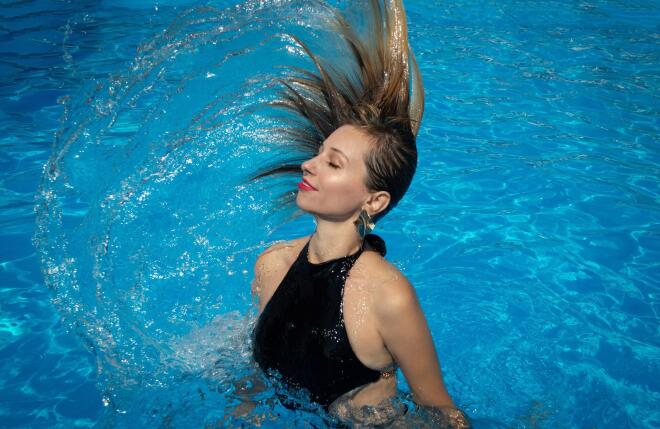 Hair Suncare: Η ευεργετική περιποίηση των μαλλιών για το καλοκαίρι