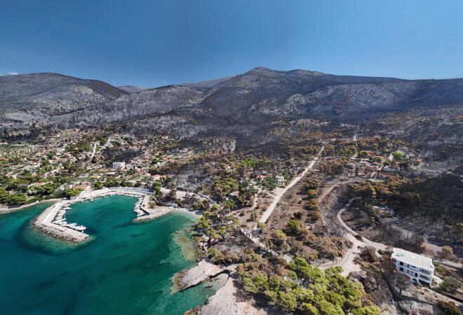 Πανοραμική εικόνα από το Πόρτο Γερμενό μετά την καταστροφική πυρκαγιά/ ΙΝΤΙΜΕ Χαλκιόπουλος Νίκος