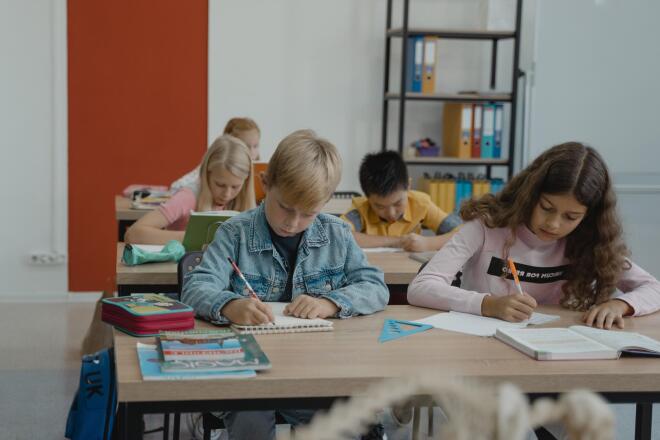 Πώς μπορούμε να στηρίξουμε τα παιδιά κατά την επιστροφή στο σχολείο;